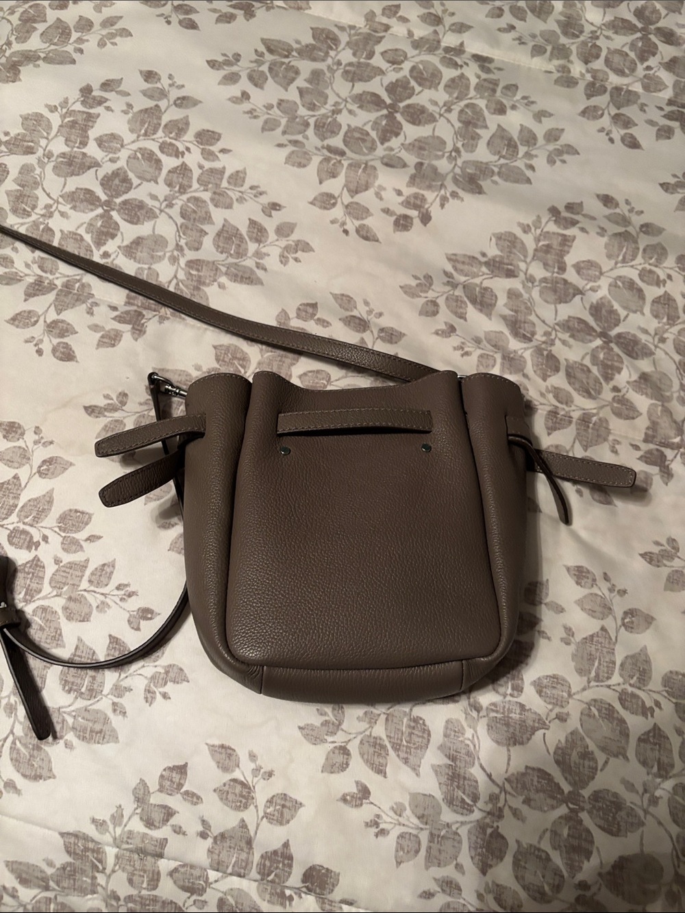 Tory Burch Romy Crossbody in Mushroom - Picture 4 of 5